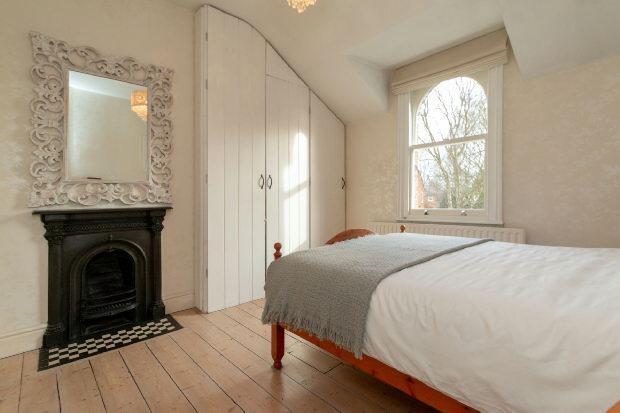 Bedroom 1 Aspect 2