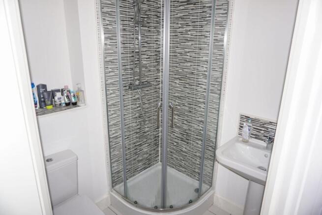 Master En-suite