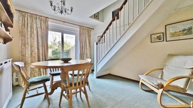Bedroom/Dining Room