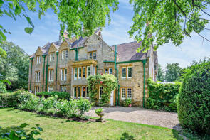 1, The Manor, Banbury Road, Daventry NN11 3SJ