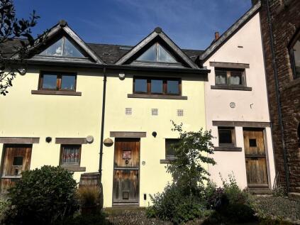 Upper House Farm, Crickhowell, Powys.