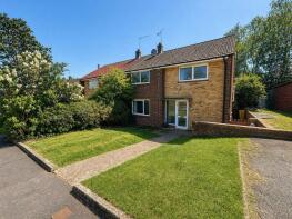 42, Laburnum Road, Waterlooville PO7 7AX