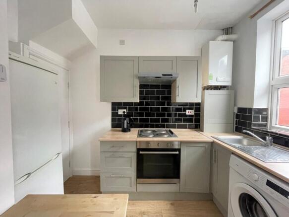 2 bed flat to rent Sevenoaks Road, London SE4