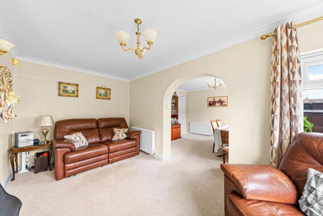 4 bed Detached for sale Image 7
