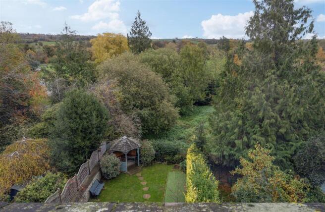 3 bed Semi-Detached for sale Image 5