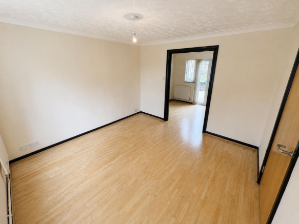 LIVING ROOM.png