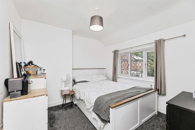 3 bed Semi-Detached for sale Image 5