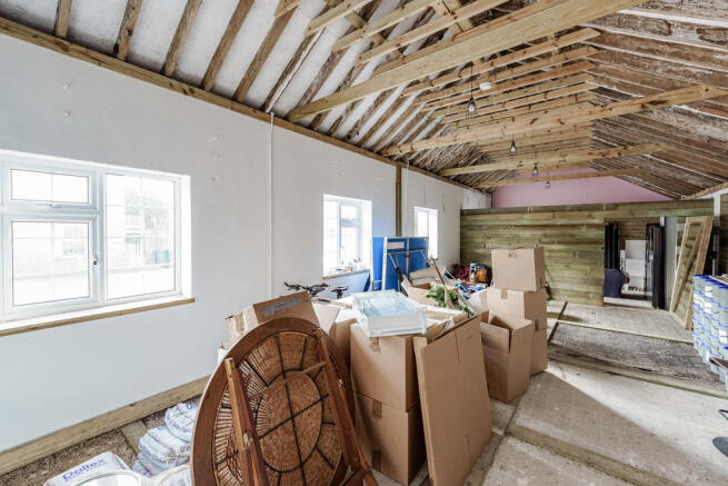 Outbuildings - Ro...
