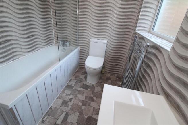 Downstairs Family Bathroom