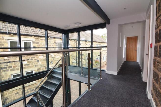 2 bed Flat for sale Image 9