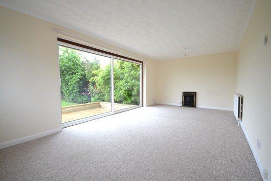 Lounge - view 2