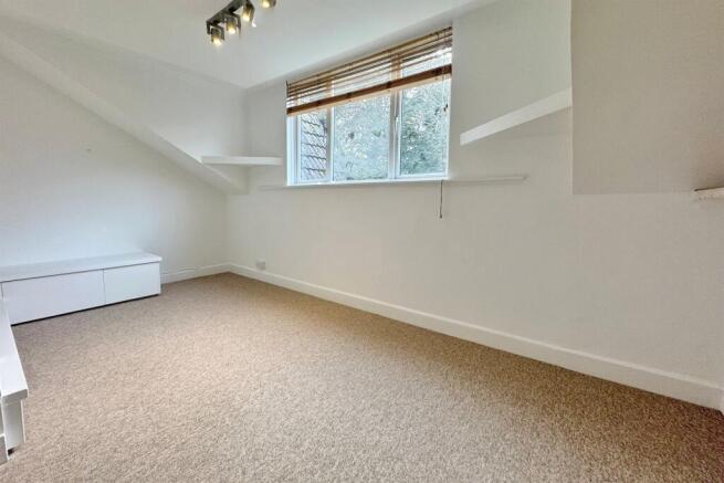 Living Space/Bedroom
