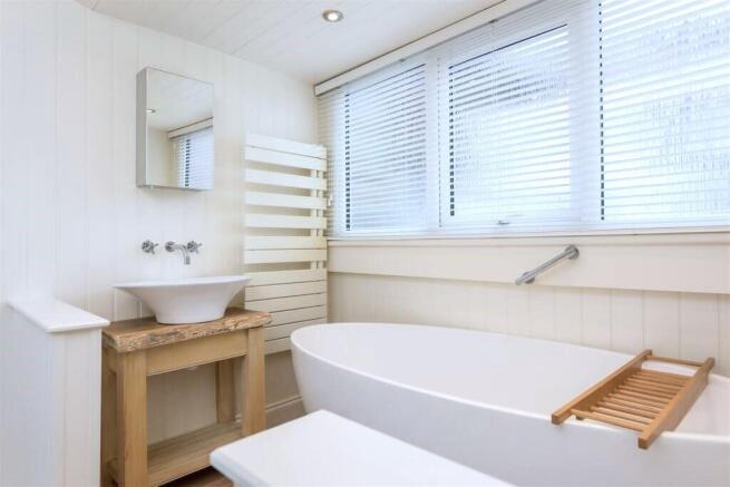 1 bed Cottage for sale Image 10