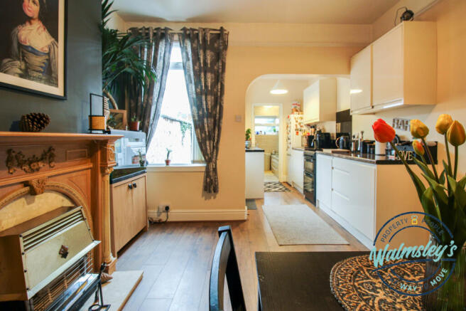 Dining & kitchen