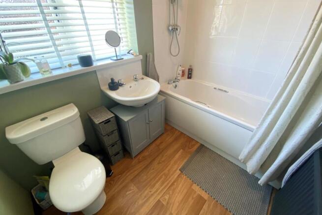 Family Bathroom.jpg
