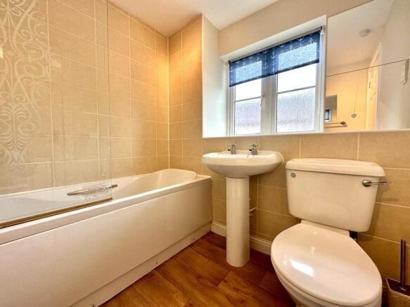 Bathroom.jpg
