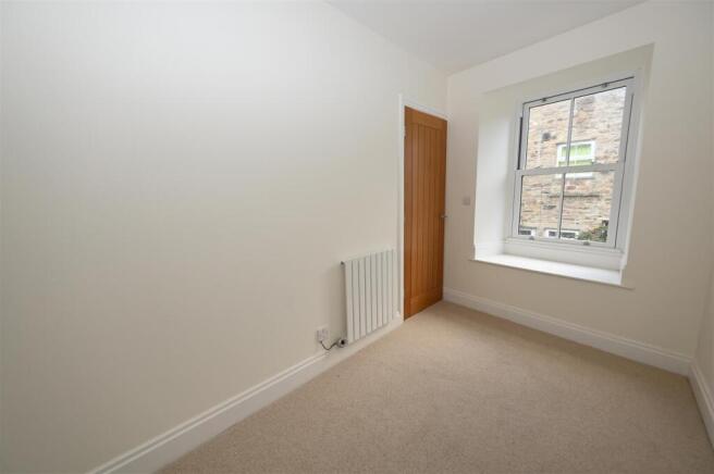 2 bed Cottage for sale Image 11