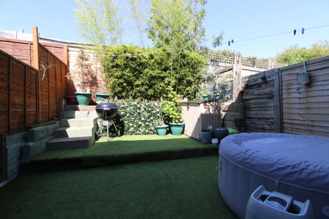 Photo 9