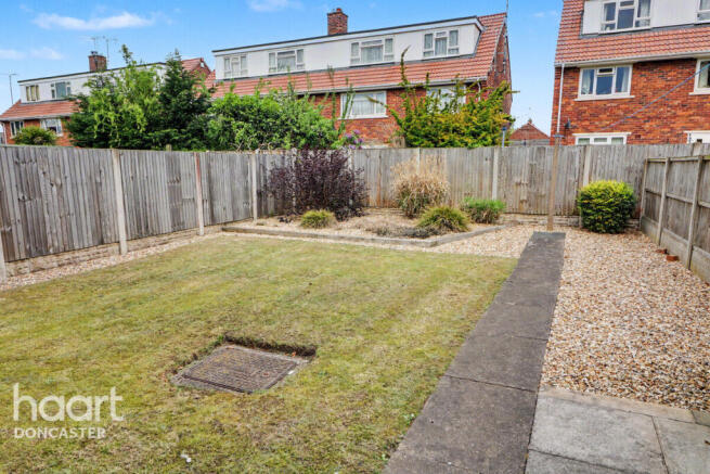 3 bed Semi-Detached for sale Image 4