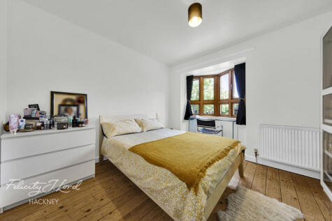 Meadow Close, London E9
