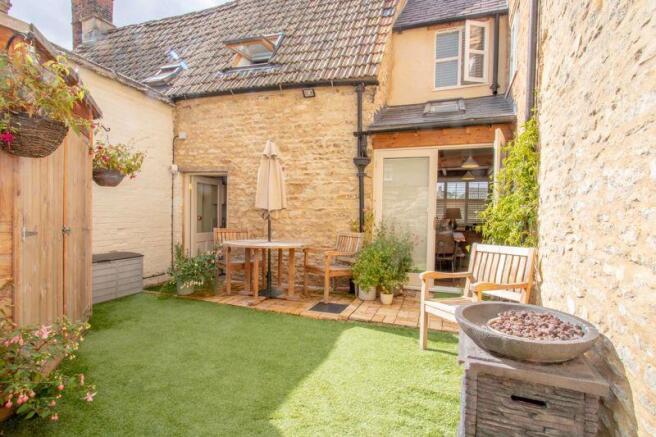 Courtyard Garden