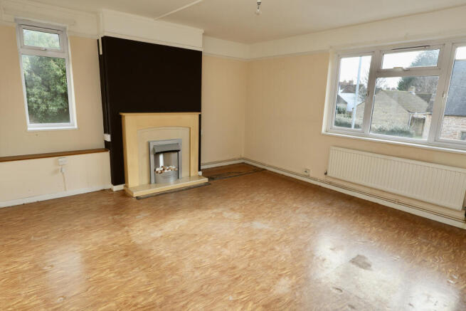 Double aspect sitting room