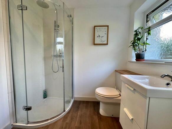 En suite shower room