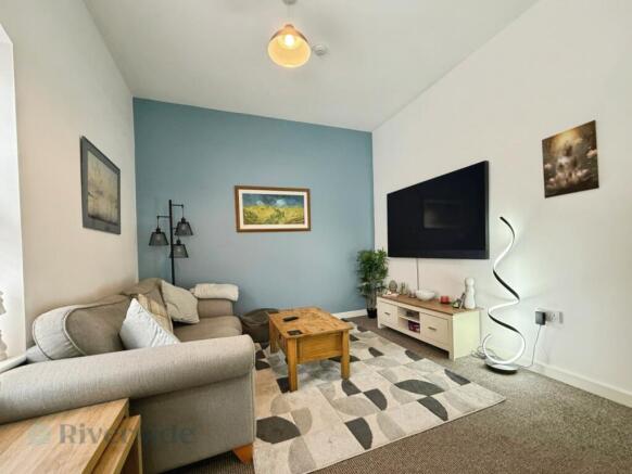 4 bed Block of Apartments for sale Image 8
