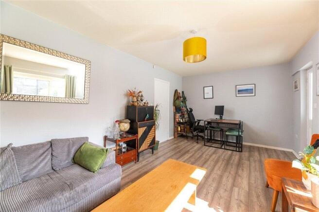 2 bed Town House for sale Image 4