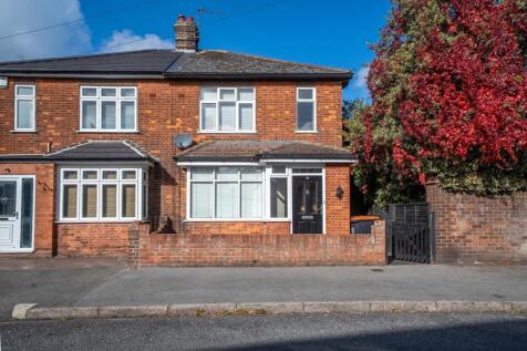 Borough Road, Dunstable, Bedfordshire, LU5