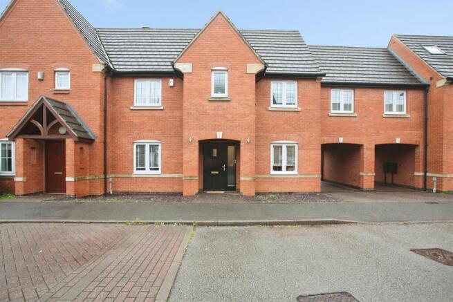 4-bed semi-detached on Lacey Close, Lutterworth, £365,000