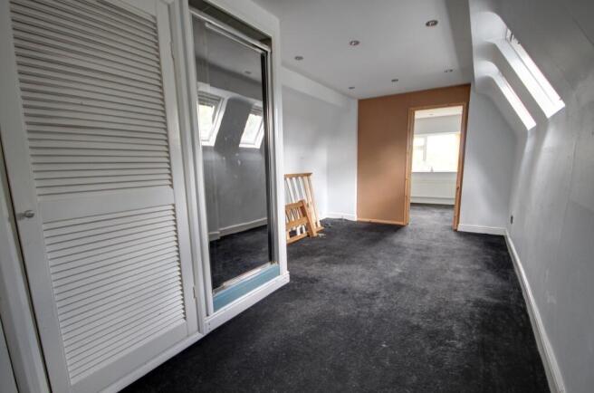 3 bed Detached for sale Image 11