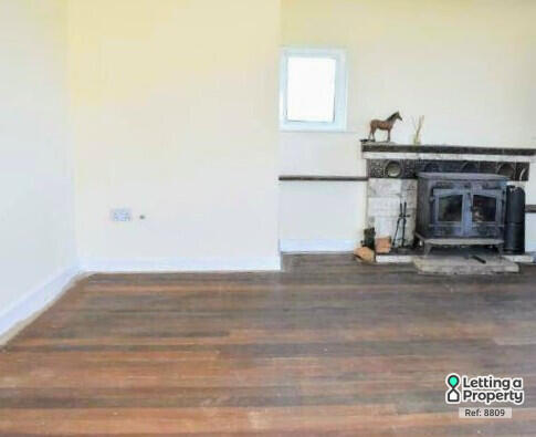 3 bed Detached to rent Image 5