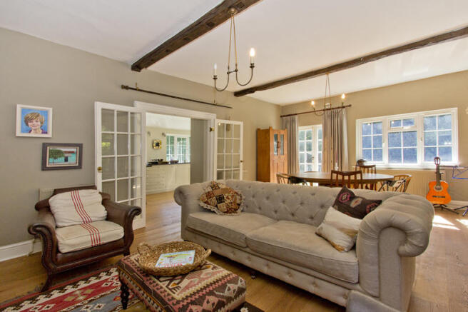 Sitting -Dining Room
