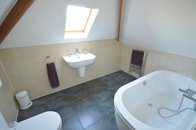 En Suite Bathroom to