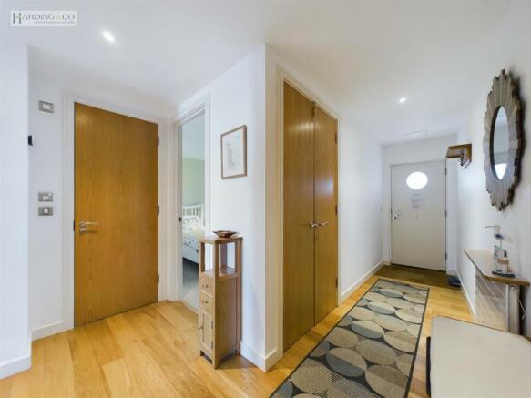 Hallway.jpg