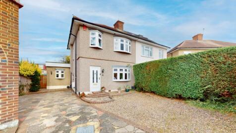 Dorset Close, Hayes, UB4