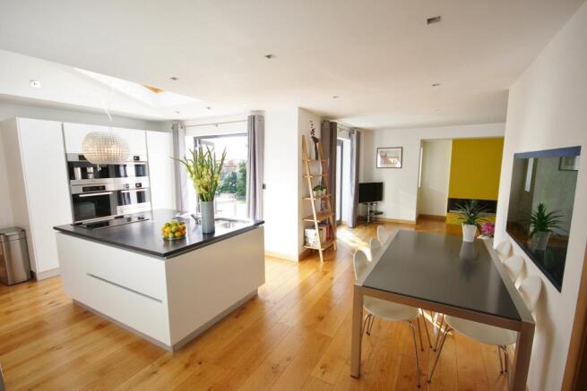 Dining Kitchen