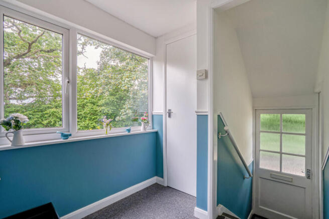 3 bed Semi-Detached for sale Image 10