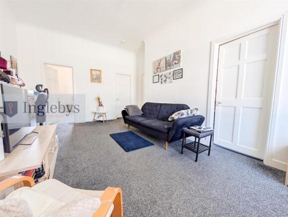 2 bed Block of Apartments for sale Image 6