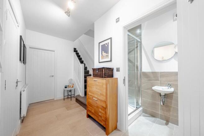 4 bed Terraced for sale Image 11