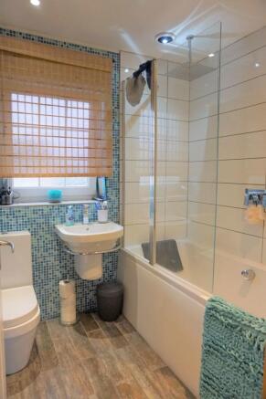 En-Suite Bathr...