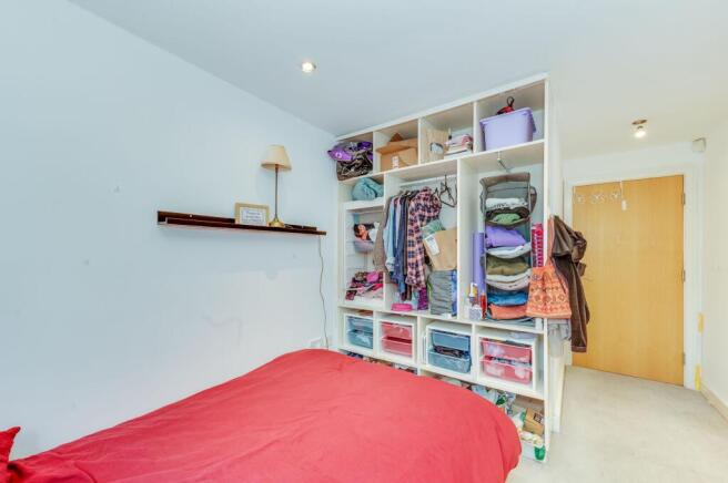 2 bed Flat for sale Image 9
