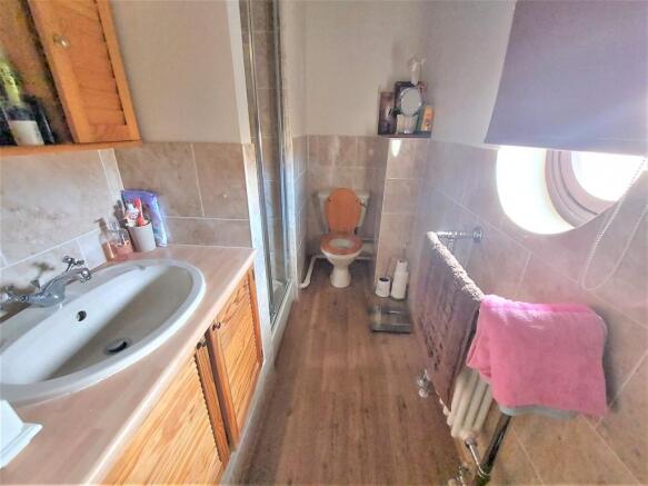Photo 11