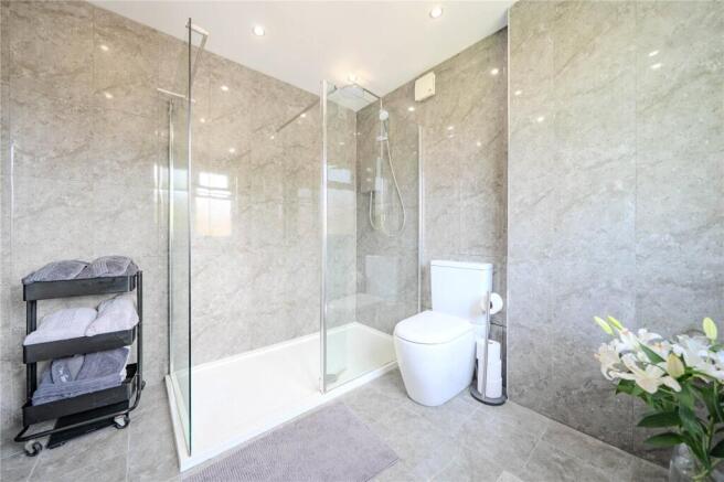 4 bed Semi-Detached for sale Image 12