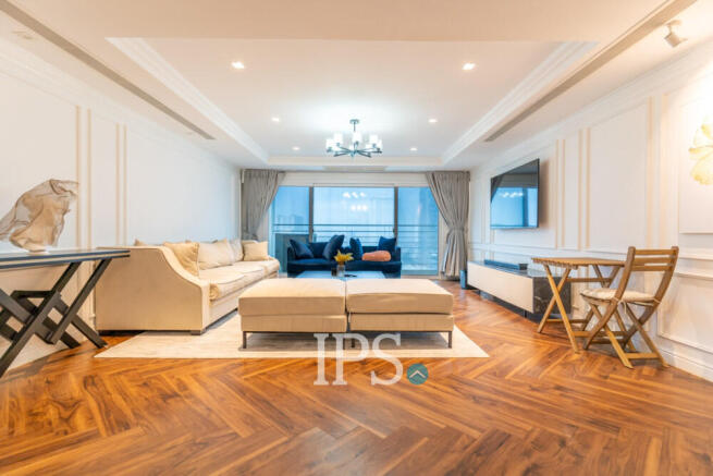 15th Floor 4 Bedroom Condo For Sale - De Castle Noblesse, Beoung Kak 1, Phnom Penh