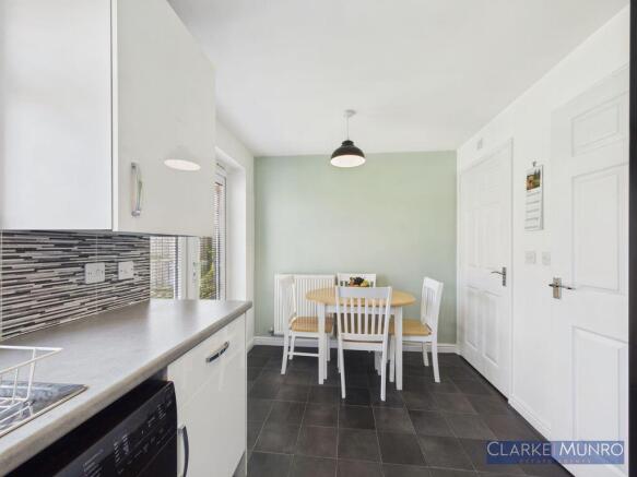 3 bed Detached for sale Image 5