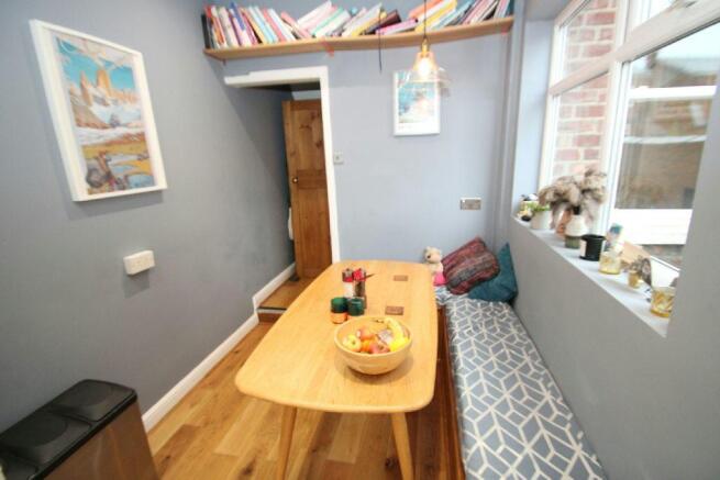 Breakfast Kitchen 4