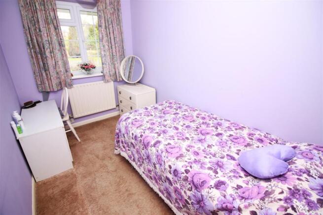 bedroom 3.JPG
