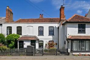 17a Lovell Cottage, Horton Road, Datchet, Slough SL3 9EN
